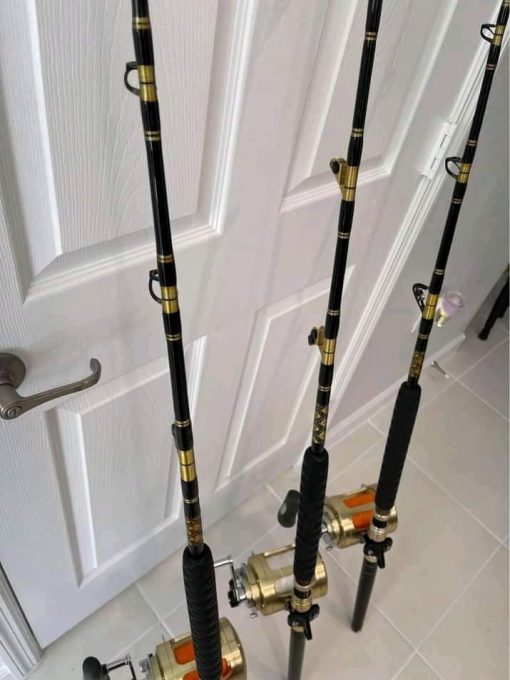 3 Shimano Tiagra 50W 2 speed reels with rods - Image 4