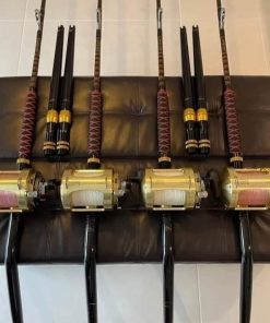 4 Shimano Tiagra 80W 2 Speed reels with rods